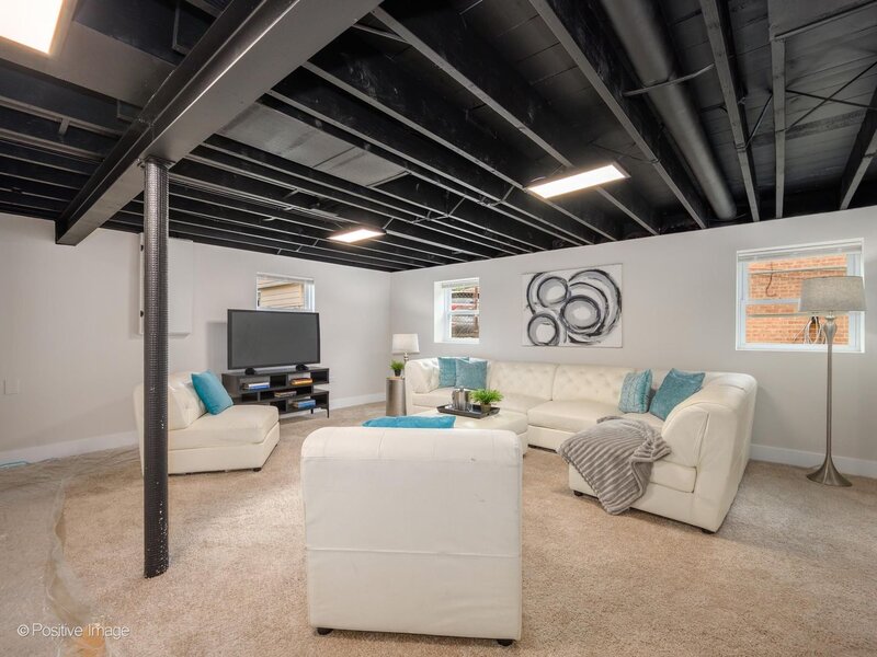 4051 W 80th Place Chicago IL 60652