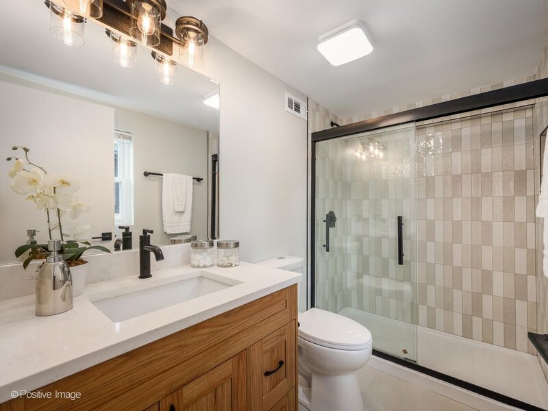 4051 W 80th Place Chicago IL 60652