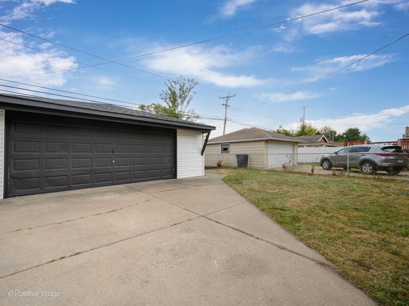 4051 W 80th Place Chicago IL 60652