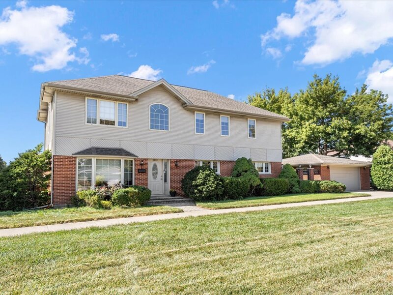 8000 W Lake Street Niles IL 60714