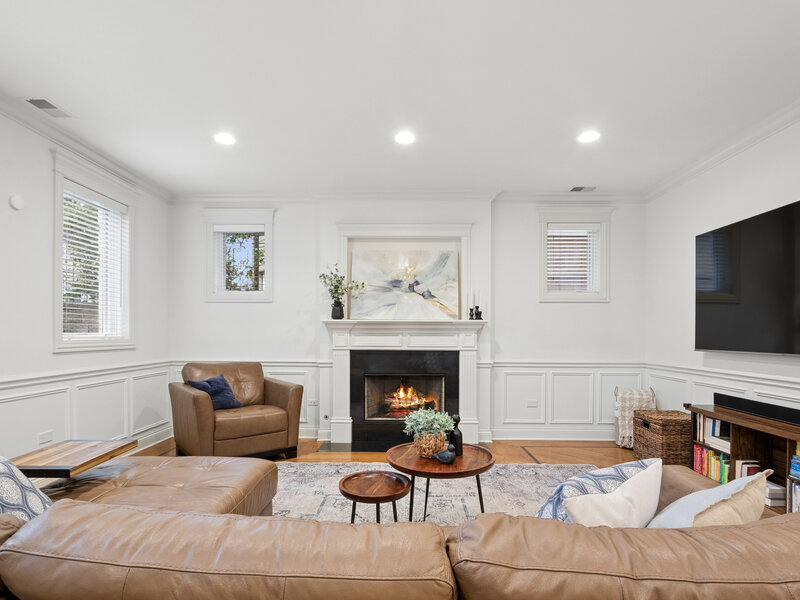 1330 W Diversey Parkway Chicago IL 60614