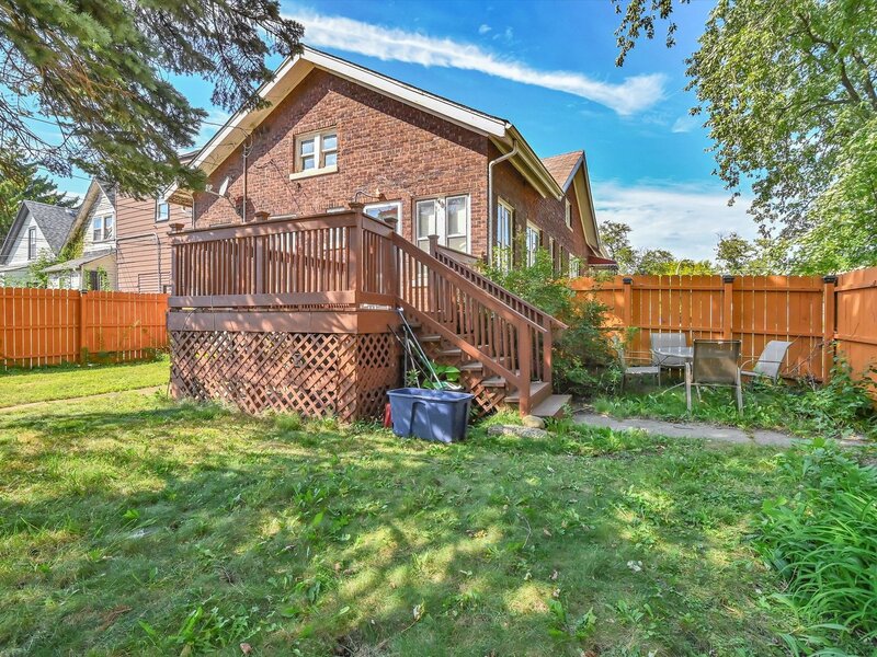 657 E 90th Street Chicago IL 60619
