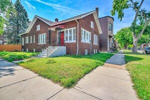 Photo of 657 E 90th Street Chicago IL 60619