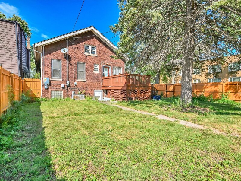 657 E 90th Street Chicago IL 60619