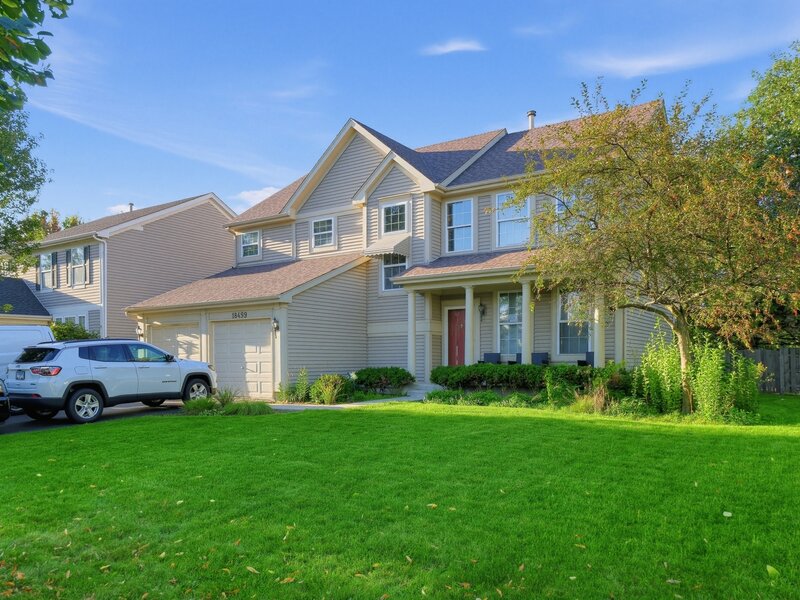 18499 W Springwood Drive Grayslake IL 60030