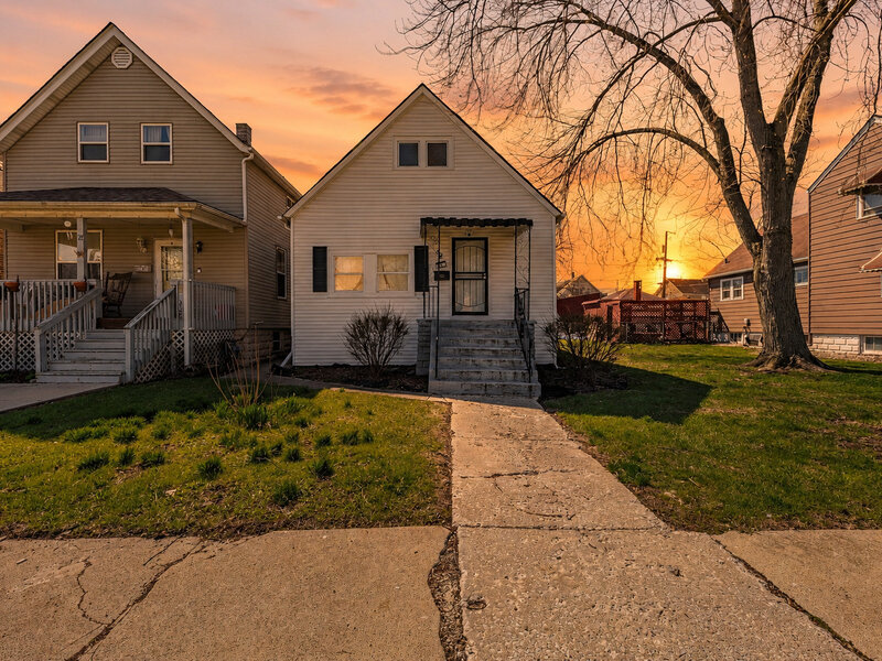 82 Isa Avenue Chicago Heights IL 60411