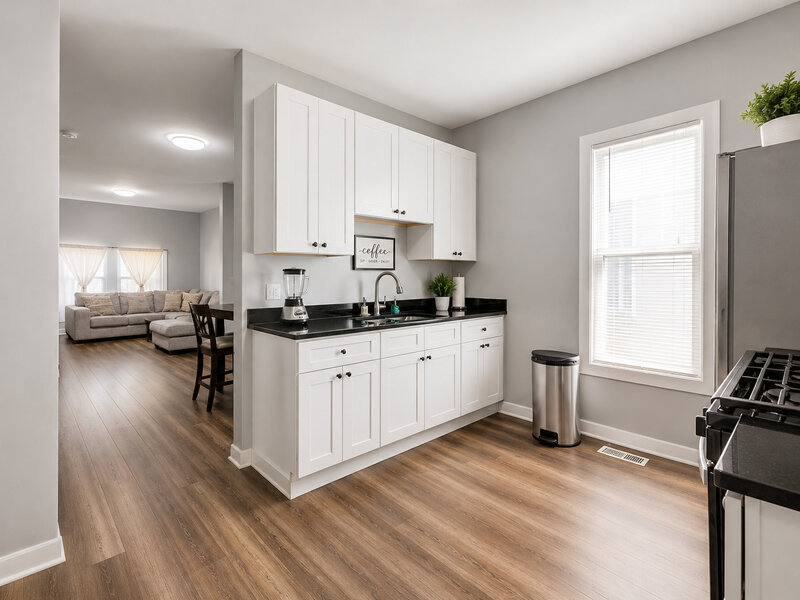82 Isa Avenue Chicago Heights IL 60411