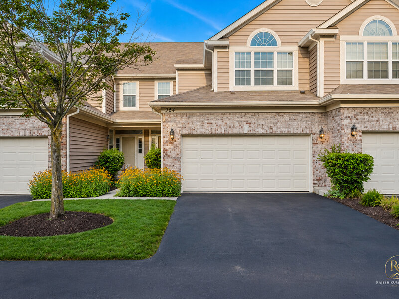 924 Havenshire Court Naperville IL 60565