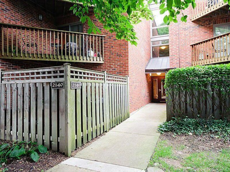 2140 N Lincoln Avenue Chicago IL 60614
