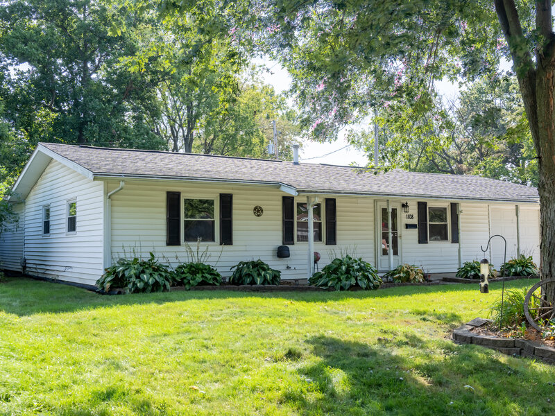 1108 Frank Drive Champaign IL 61821