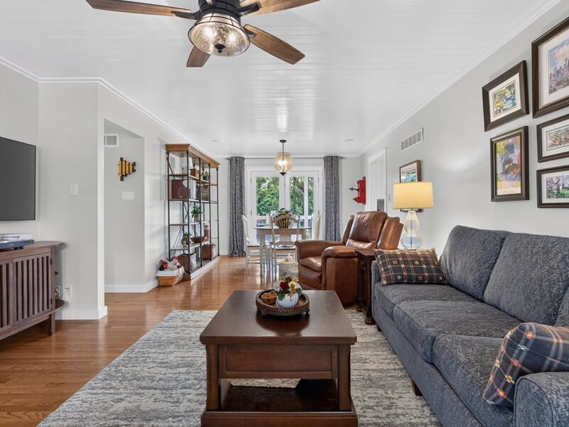 313 Vista Drive Bloomington IL 61701