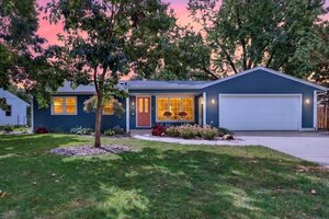 Photo of 313 Vista Drive Bloomington IL 61701