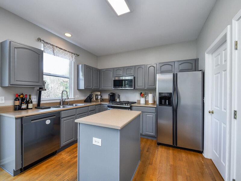 445 Kelly Avenue Yorkville IL 60560