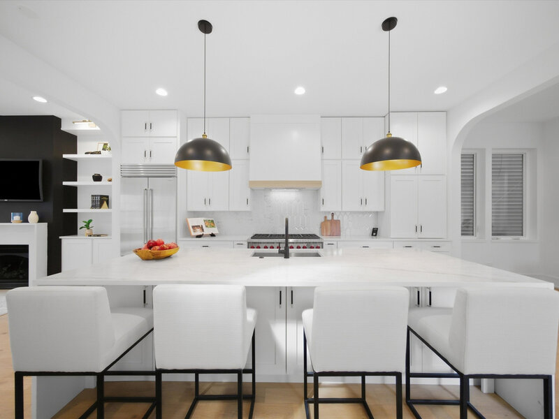 1914 N Rockwell Street Chicago IL 60647