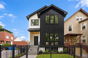 Photo of 1914 N Rockwell Street Chicago IL 60647