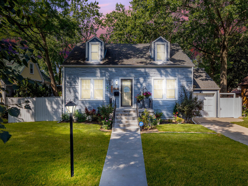 9330 S 50th Avenue Oak Lawn IL 60453
