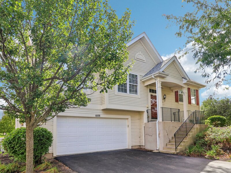 1608 Windward Drive Pingree Grove IL 60140