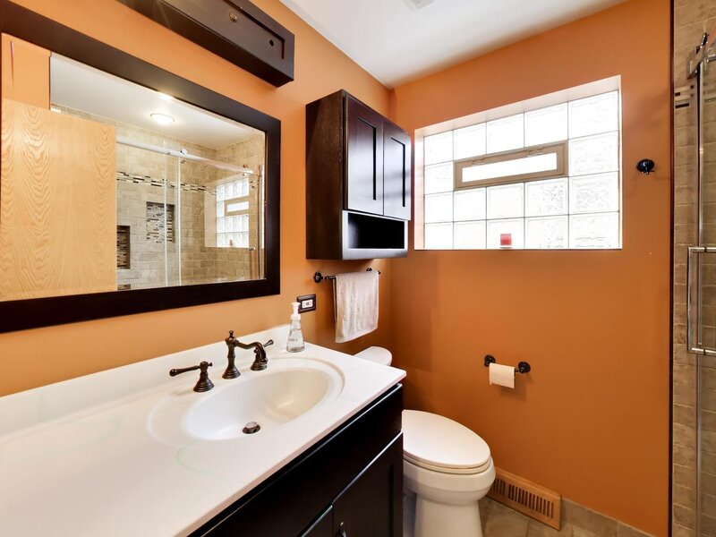5652 S Parkside Avenue Chicago IL 60638