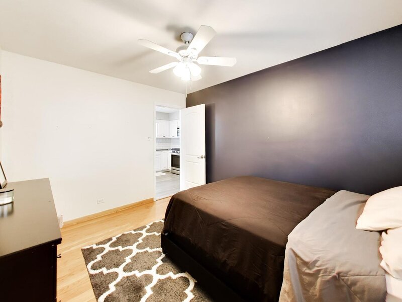 5652 S Parkside Avenue Chicago IL 60638