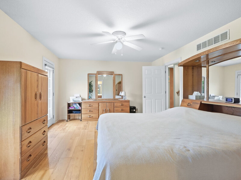 4 Hidden Valley Circle Davenport IA 52804
