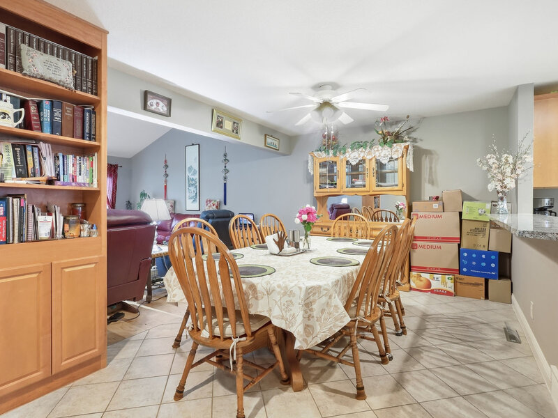 4 Hidden Valley Circle Davenport IA 52804