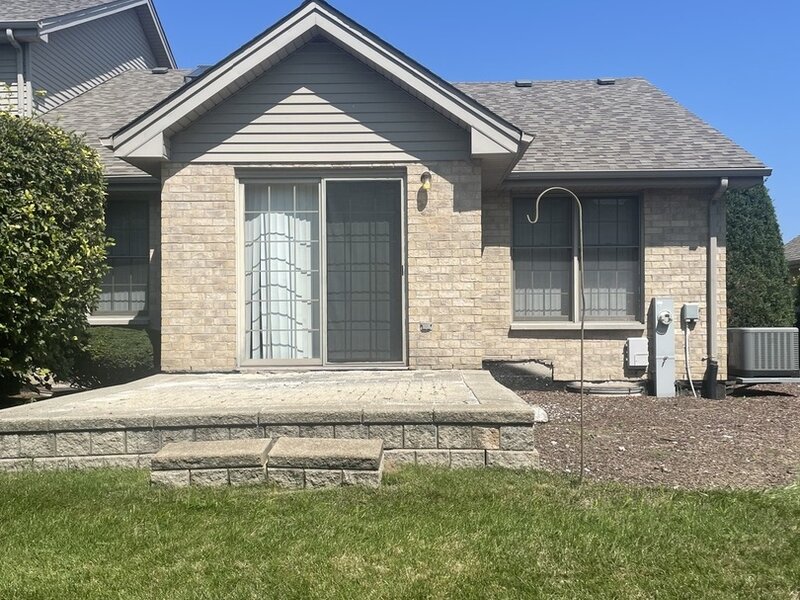 9131 Newcastle Court Tinley Park IL 60487