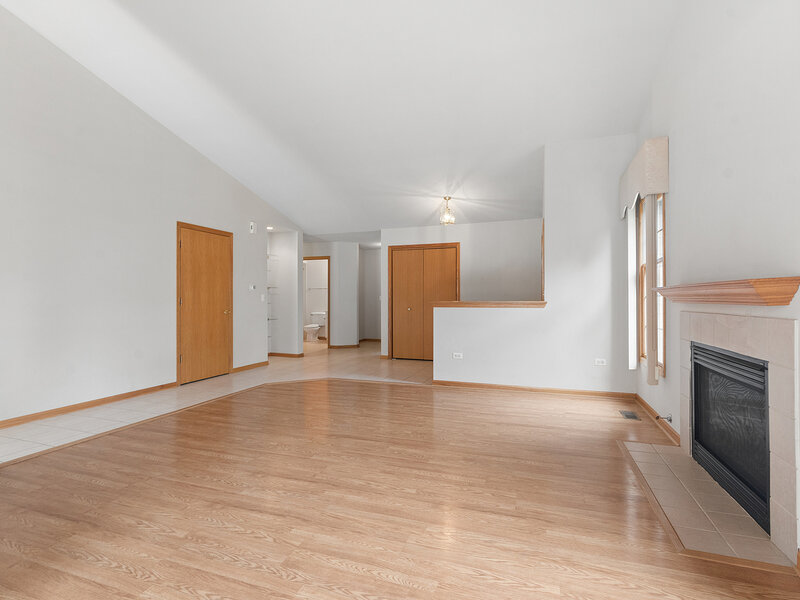 9131 Newcastle Court Tinley Park IL 60487