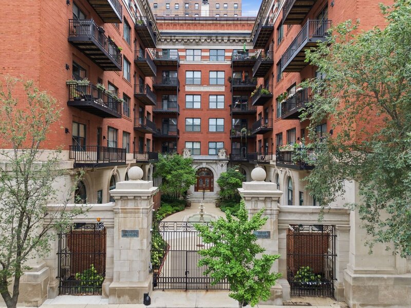 1439 S Michigan Avenue Chicago IL 60605