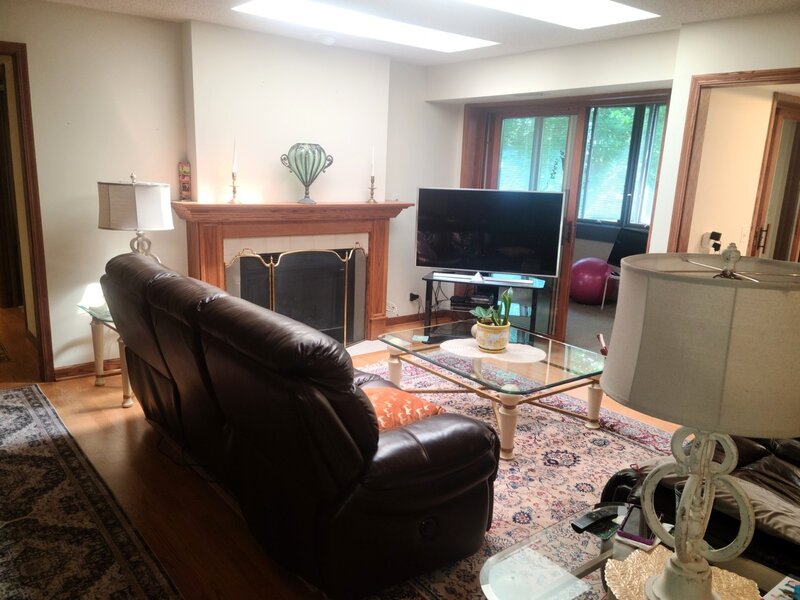 100 Red Top Drive Libertyville IL 60048