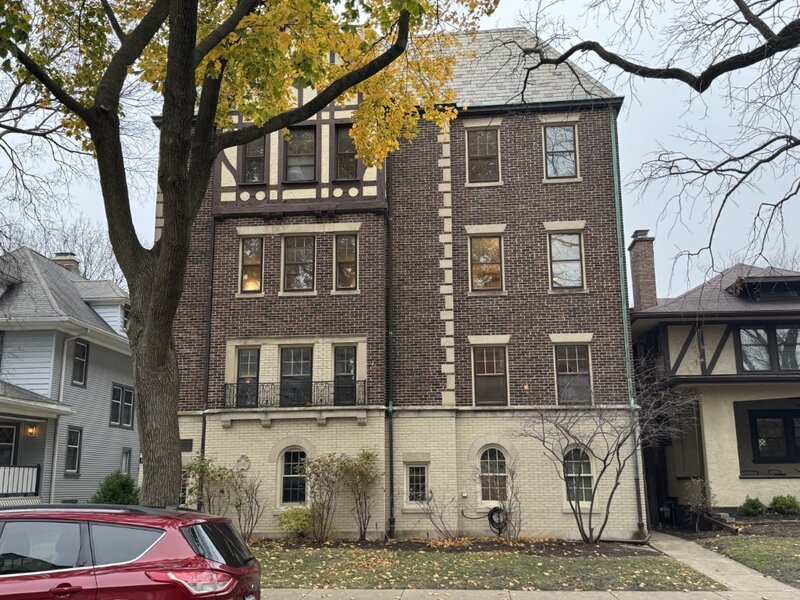 1114 Maple Avenue Evanston IL 60202