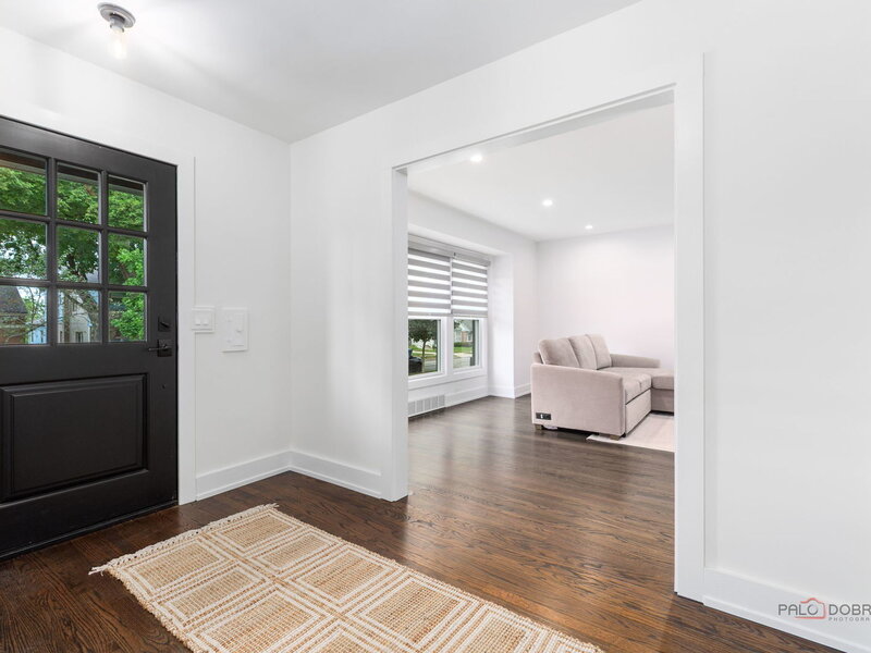 607 S Cedar Avenue Elmhurst IL 60126