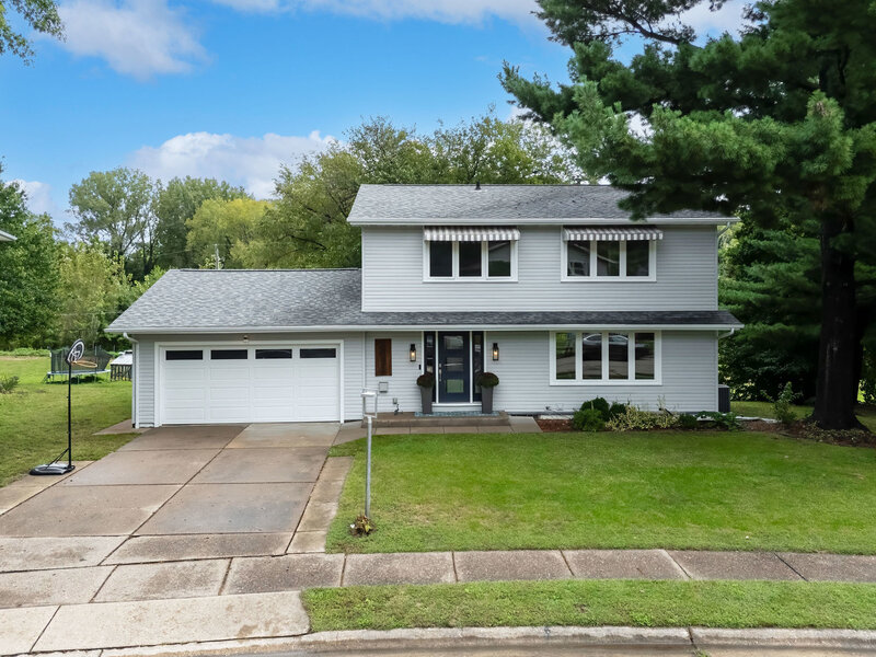 2853 Fairhaven Road Davenport IA 50803