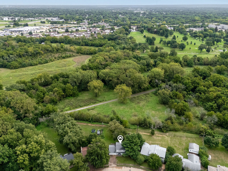 2853 Fairhaven Road Davenport IA 50803