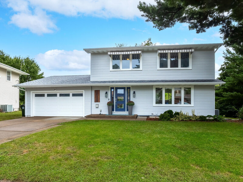 2853 Fairhaven Road Davenport IA 50803
