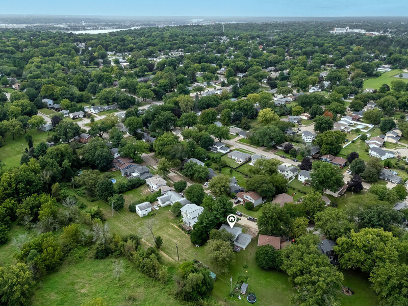 2853 Fairhaven Road Davenport IA 50803