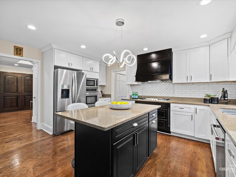 615 E Bailey Road Naperville IL 60565