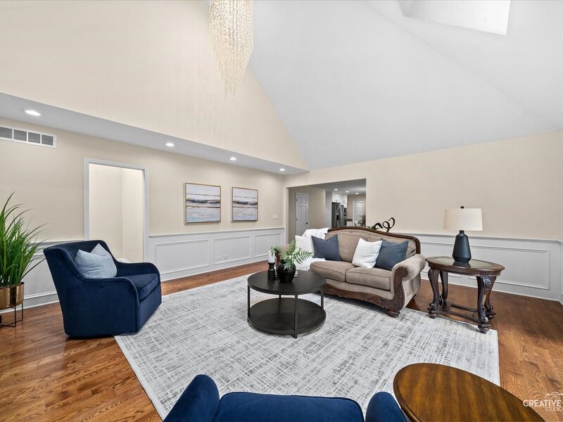 615 E Bailey Road Naperville IL 60565
