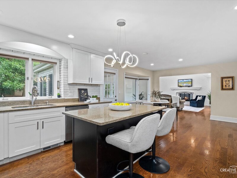 615 E Bailey Road Naperville IL 60565