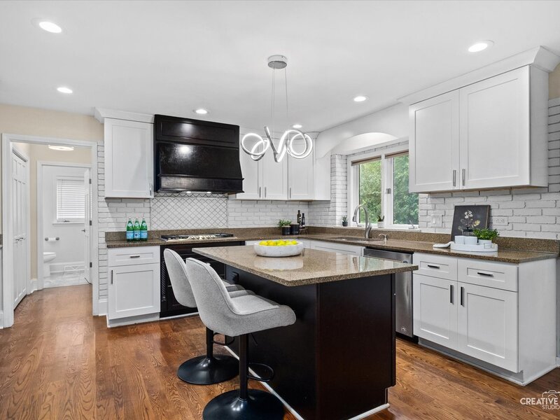 615 E Bailey Road Naperville IL 60565