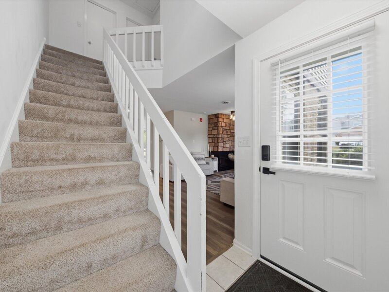 8321 Highpoint Circle Darien IL 60561