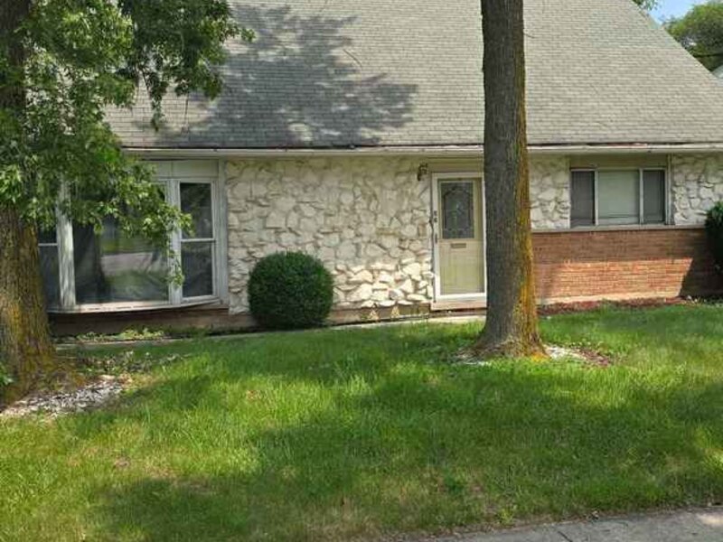 58 Sauk Trail Park Forest IL 60466