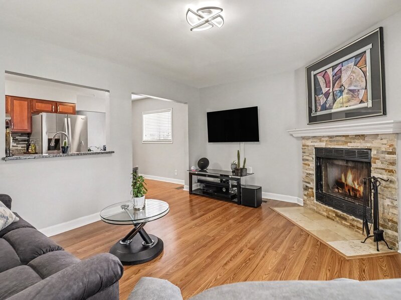 153 Sunset Lane Bolingbrook IL 60440