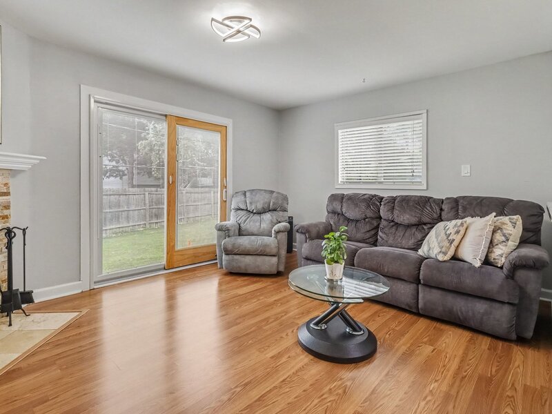 153 Sunset Lane Bolingbrook IL 60440
