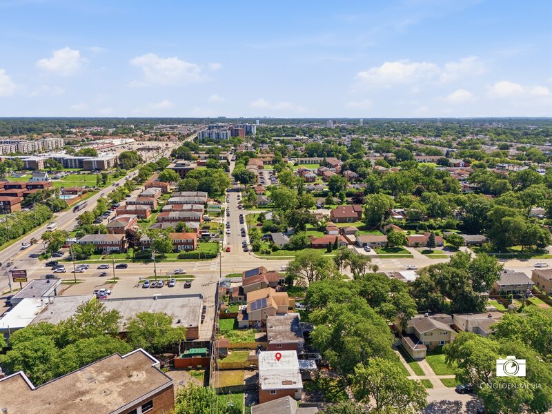 9412 Noel Avenue Des Plaines IL 60016