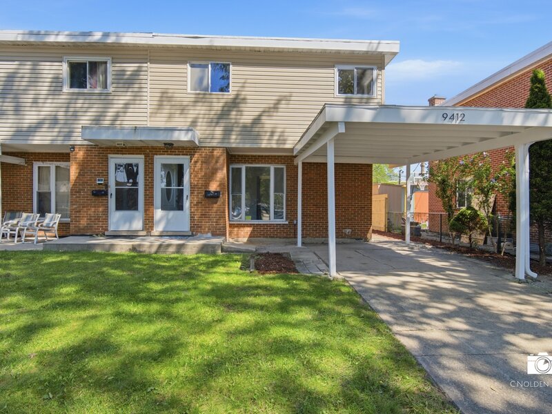 9412 Noel Avenue Des Plaines IL 60016