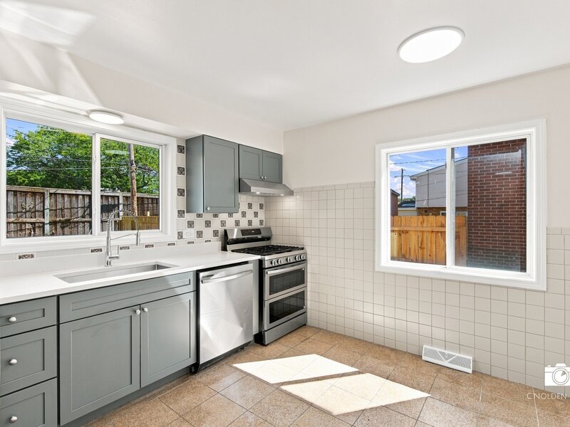 9412 Noel Avenue Des Plaines IL 60016