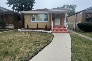 Photo of 12651 S Harvard Avenue Chicago IL 60628