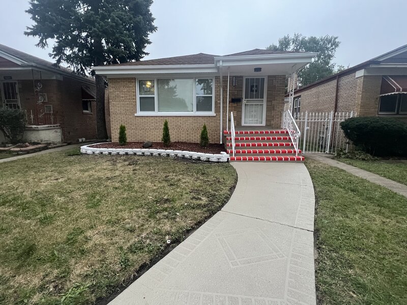 12651 S Harvard Avenue Chicago IL 60628