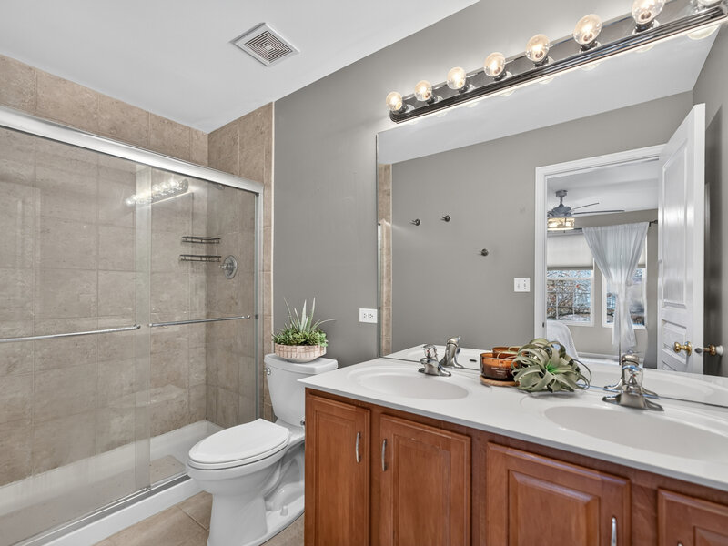 2429 Emily Lane Elgin IL 60124