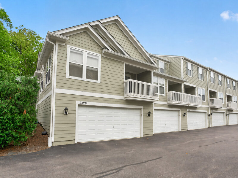 2429 Emily Lane Elgin IL 60124